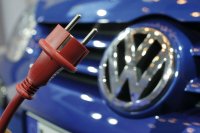Volkswagen Golf концептуальный гибрид (5 фото)