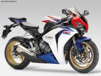 Honda  Fireblade 2009 (3 )