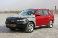 Mitsubishi Outlander   (3 )