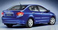 Cедан В-класса от компании Honda под названием City Cедан В-класса от компании Honda под названием City