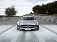 Mercedes-Benz    SLS AMG ()