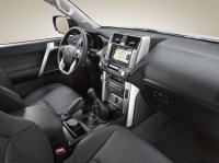 Toyota Land Cruiser Prado 150 официальные характеристики и фотографии