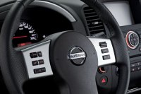 Nissan Pathfinder 2010 и Nissan Navara 2010 рестайлинг