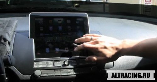 Установка iPad в автомобиль Nissan Maxima