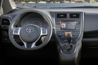 Toyota Verso-S новика для Европы