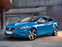  - Volvo V40     