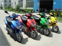 Посуточная аренда японских скутеров в Москве от компании САН-МОТО