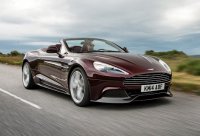 Компания Aston Martin показала два обновленных суперкара