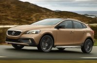 Volvo V40 Cross County:    