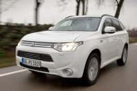 Mitsubishi Outlander:     