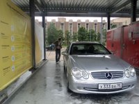 Помыть автомобиль можно быстро и не очень дорого