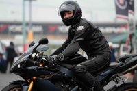 Защита головы мотоциклиста